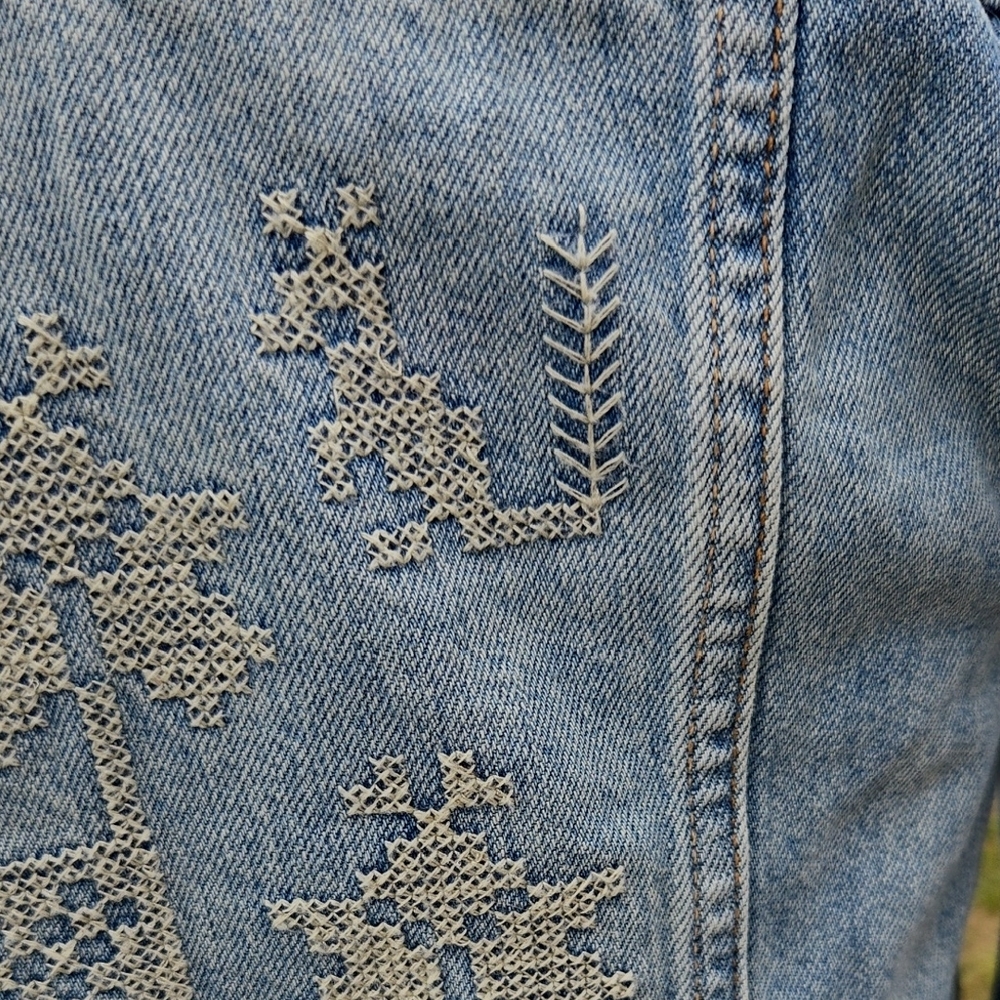 Lucky Brand Blue Denim Jean Jacket Timeless Style NWT XS - Picture 4 of 10